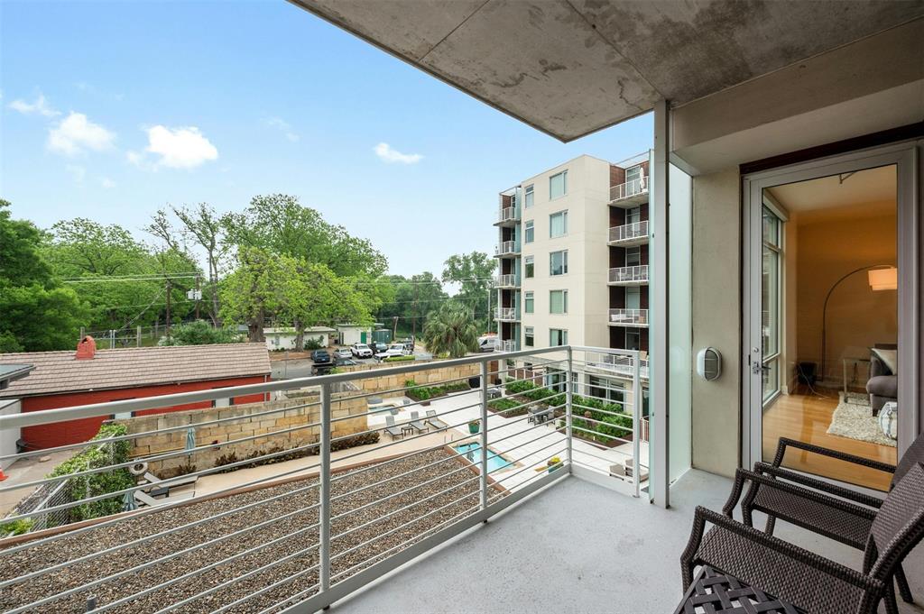 210 Lee Barton DR # 307