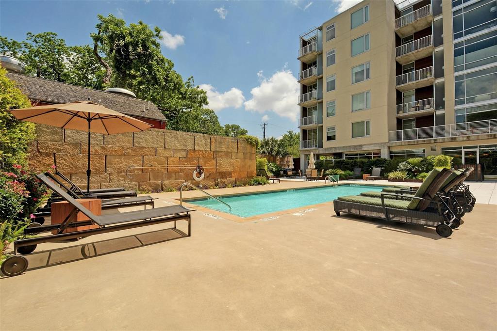 210 Lee Barton DR # 307
