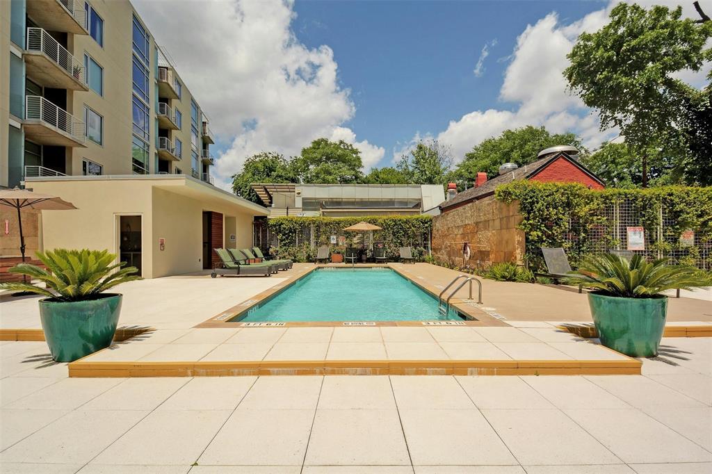 210 Lee Barton DR # 307