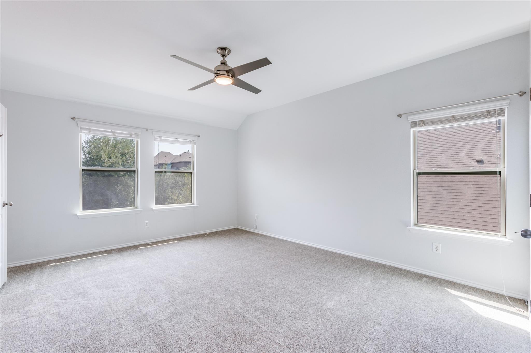 9317 Bentley Garner LN