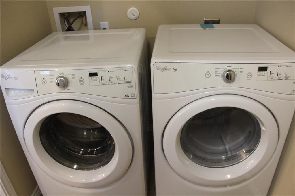 9317 Bentley Garner LN