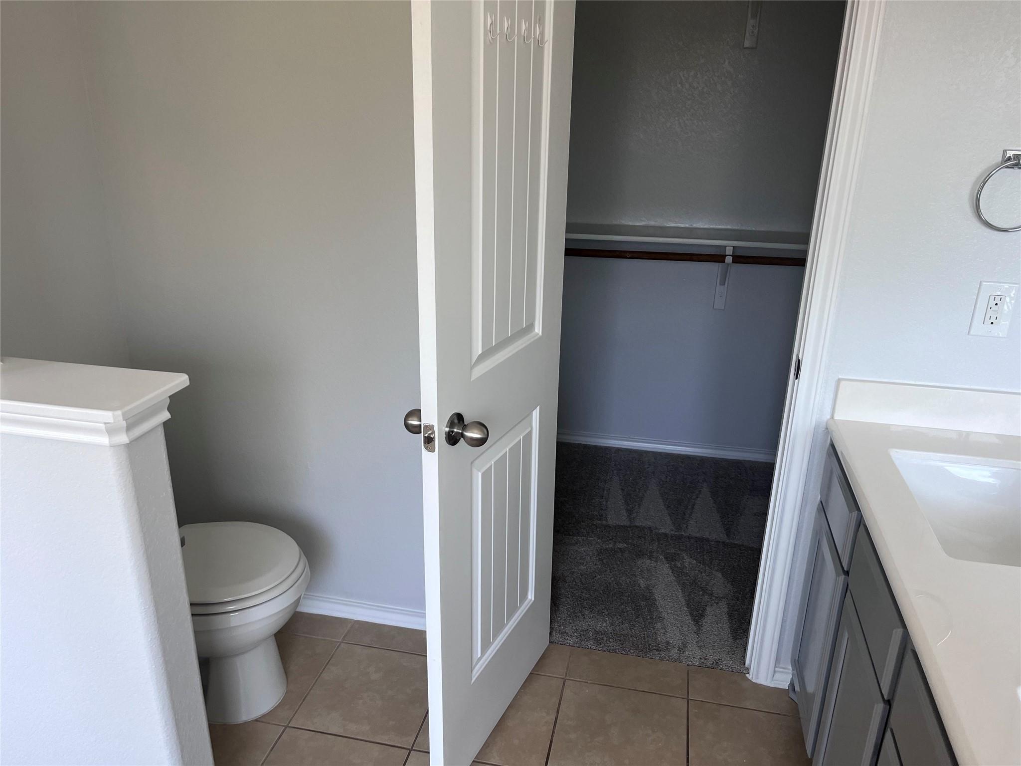 9317 Bentley Garner LN