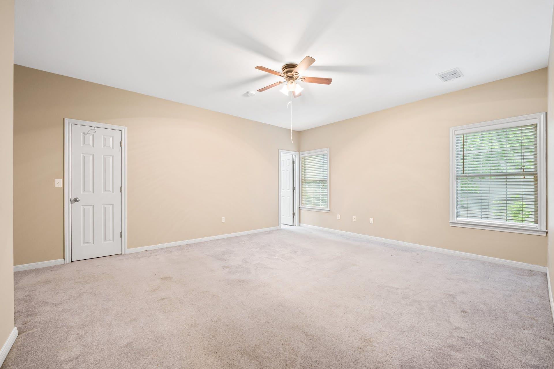 1809 W 39th ST Unit: A/B