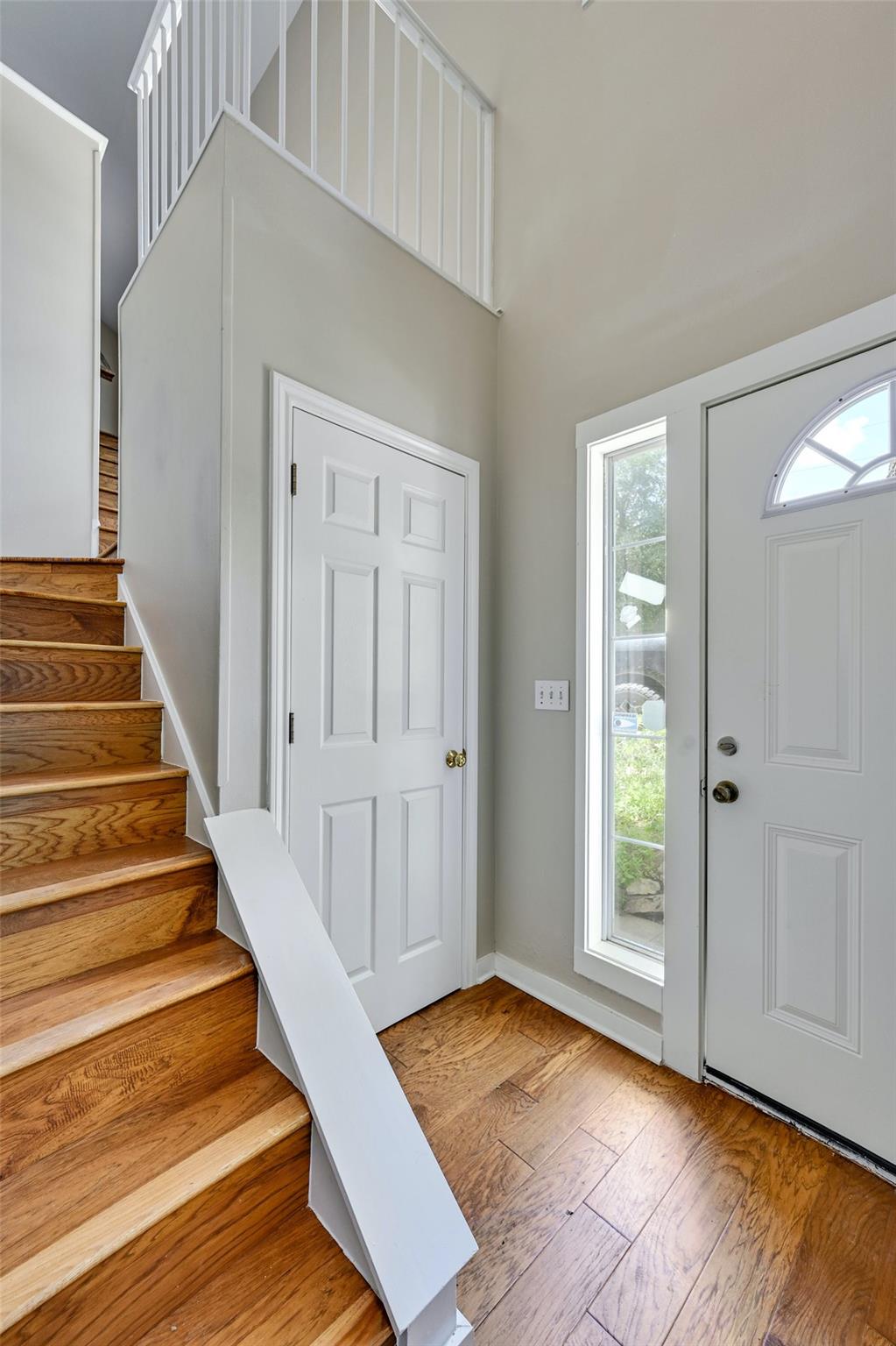 1809 W 39th ST Unit: A/B