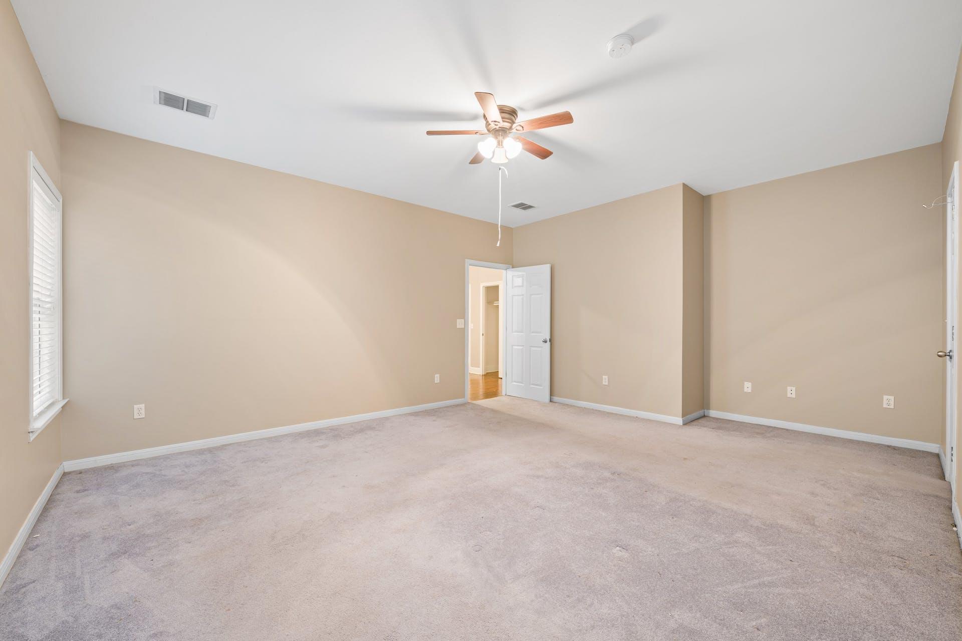 1809 W 39th ST Unit: A/B