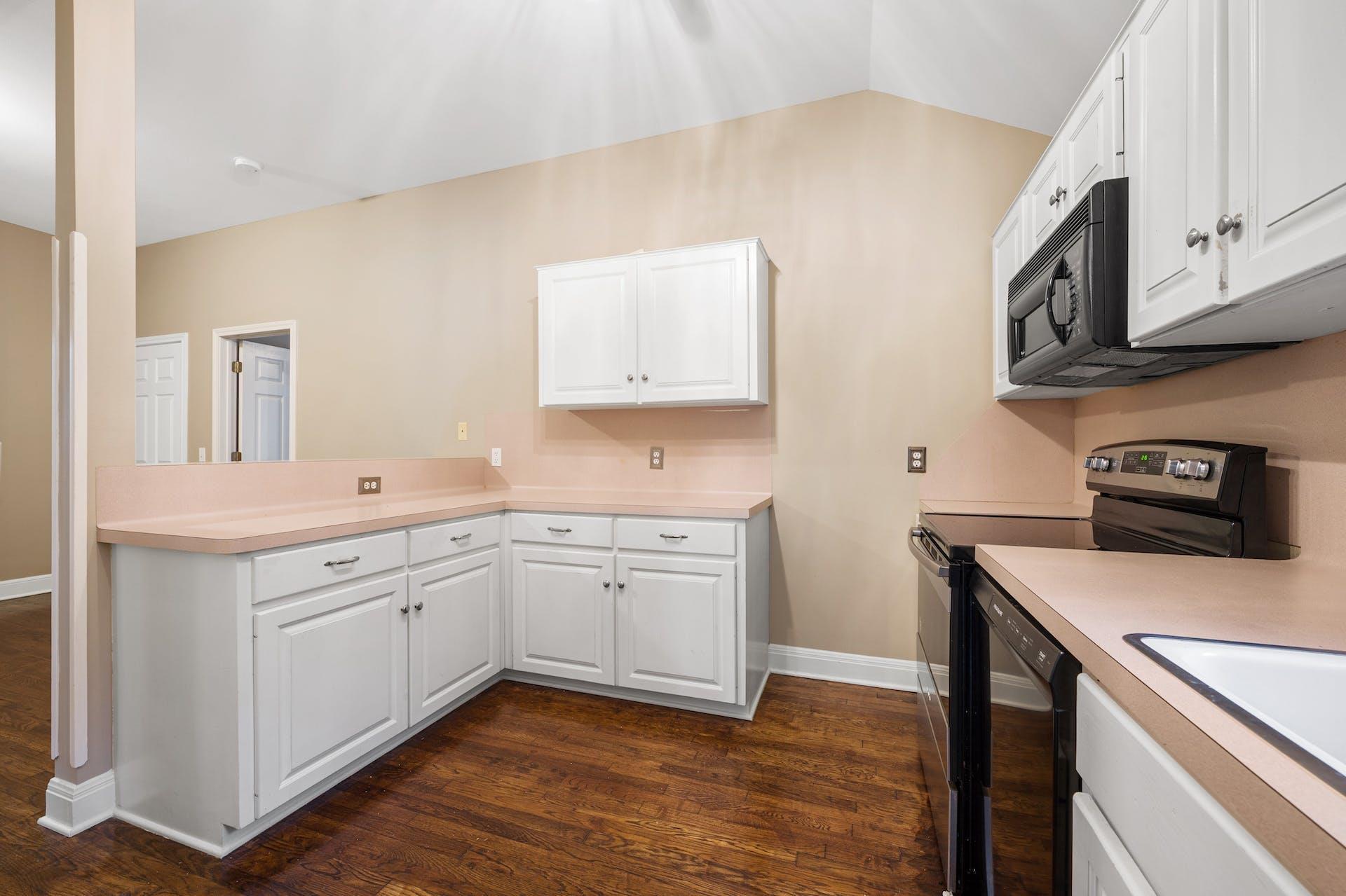 1809 W 39th ST Unit: A/B
