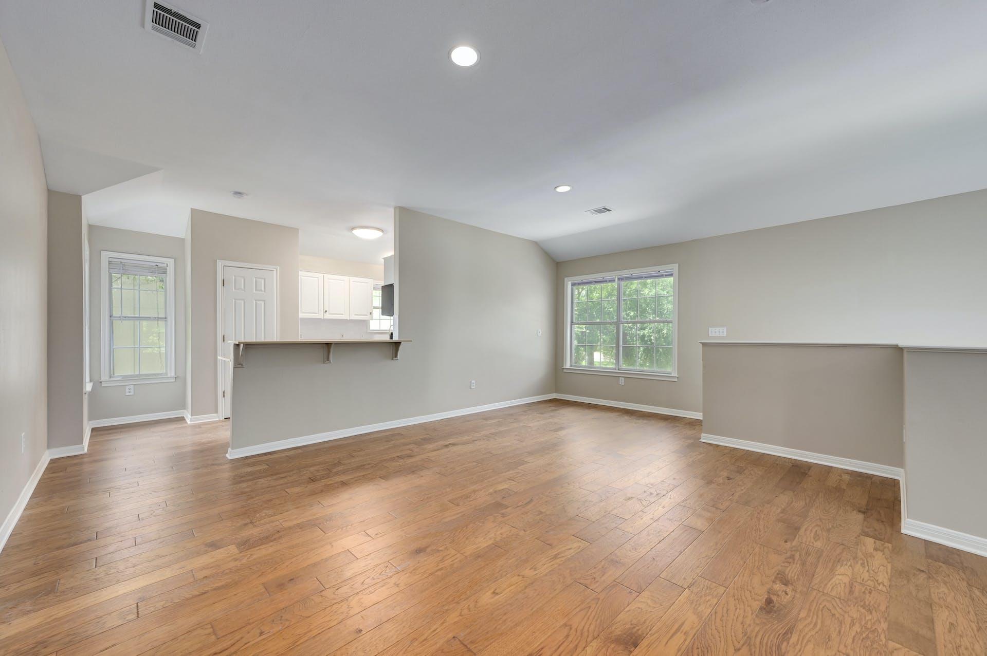 1809 W 39th ST Unit: A/B