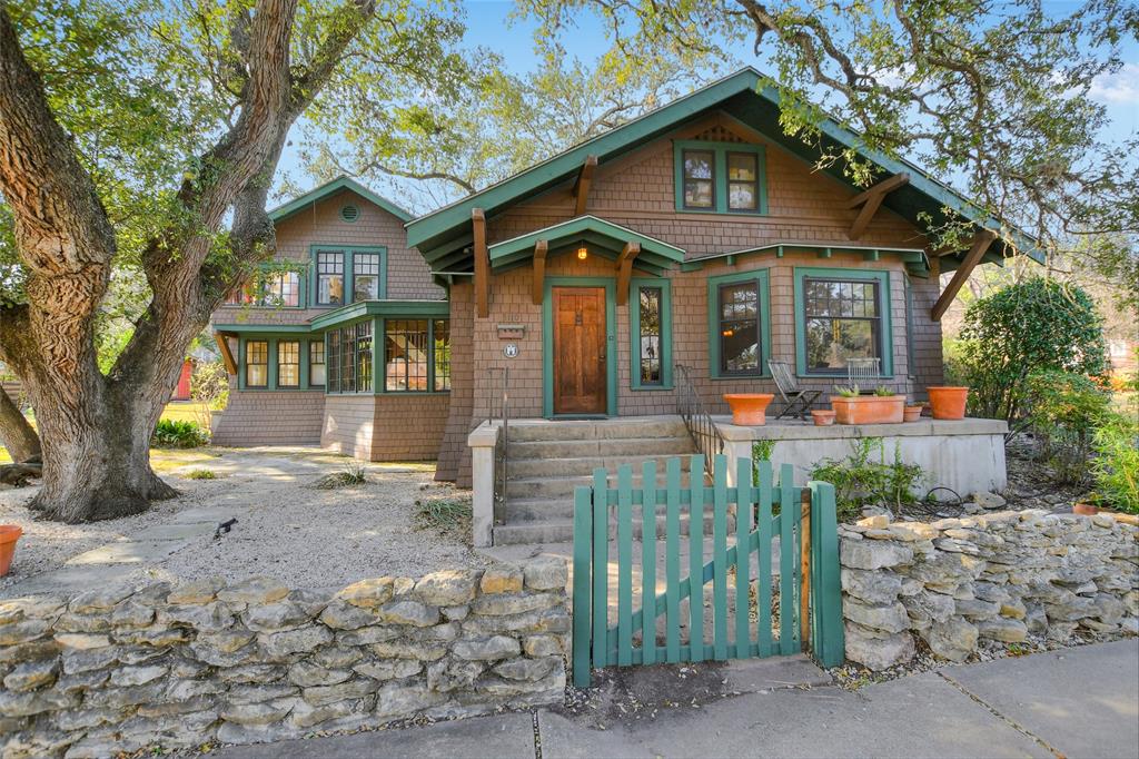 3110 Harris Park Ave