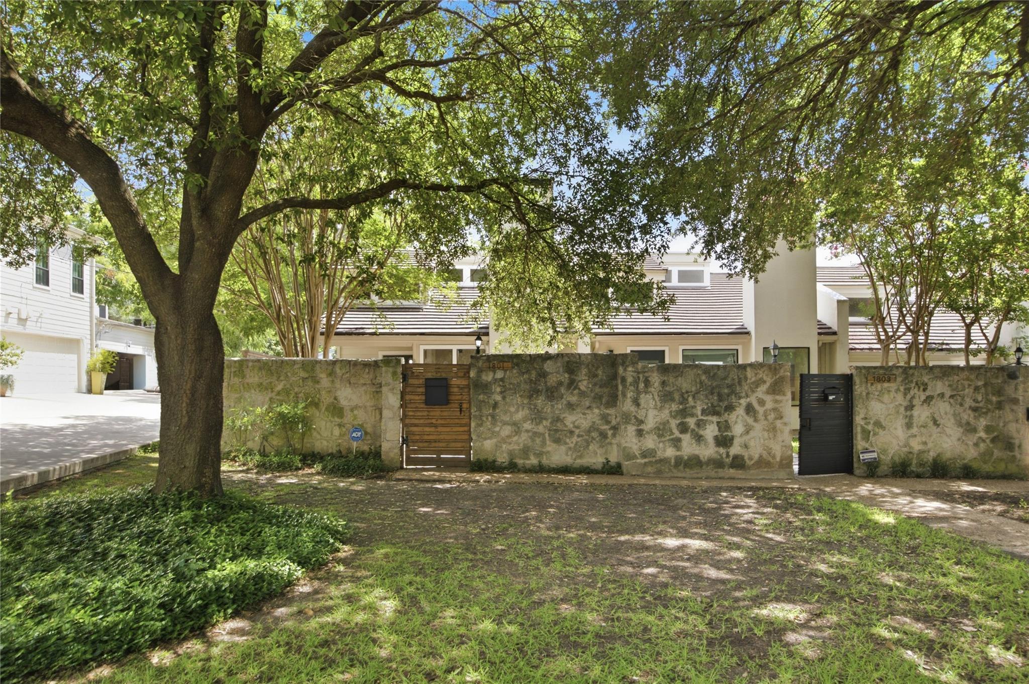 1801 Polo RD