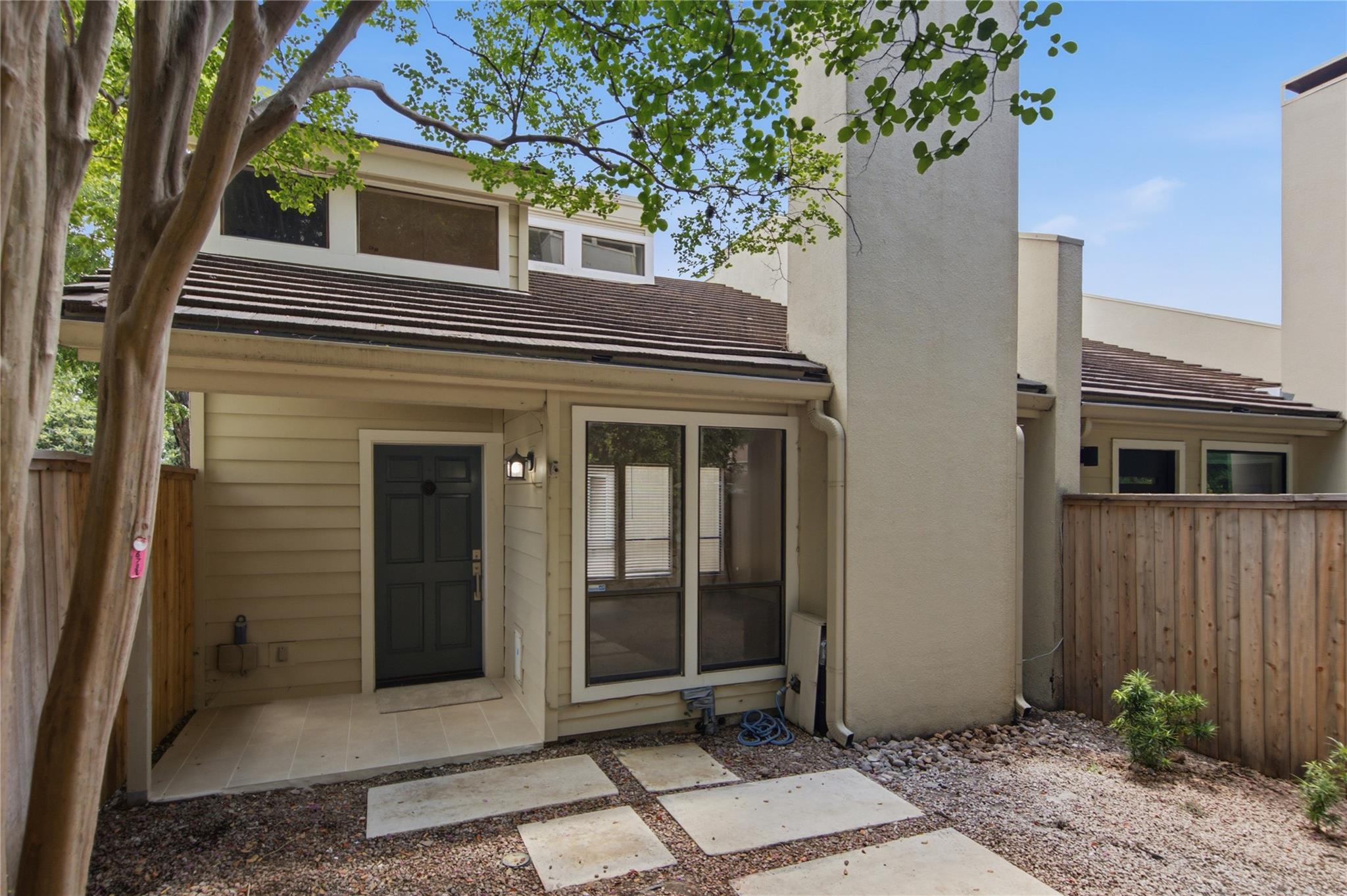 1801 Polo RD