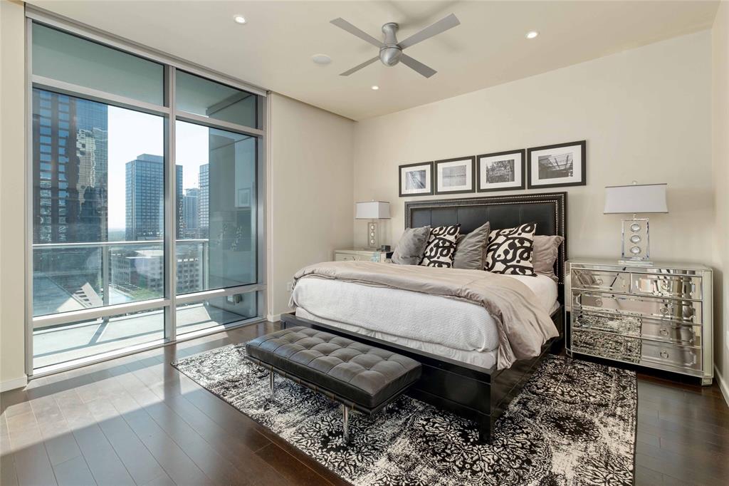 200 Congress Ave # 15B