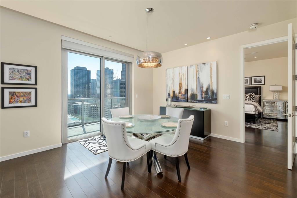 200 Congress Ave # 15B