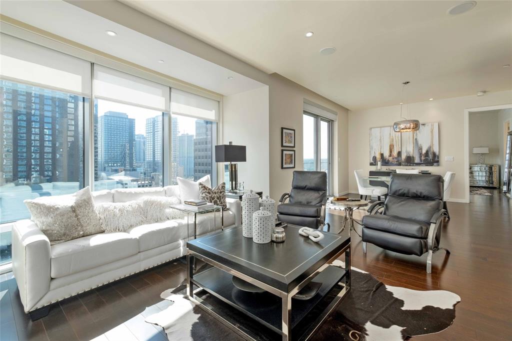 200 Congress Ave # 15B