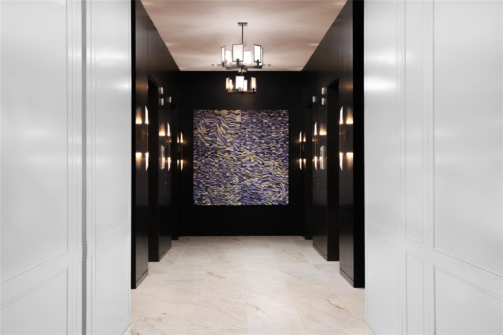 200 Congress Ave # 15B