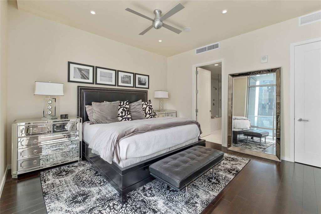 200 Congress Ave # 15B