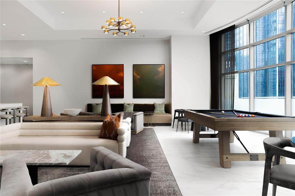 200 Congress Ave # 15B