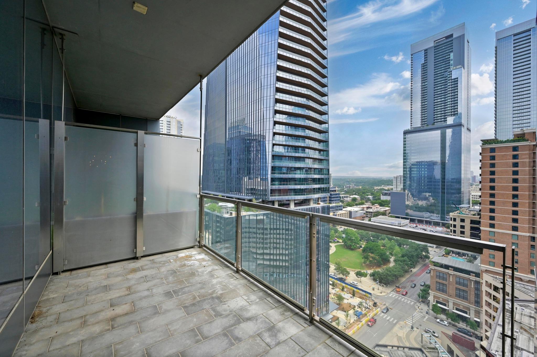 210 Lavaca ST # 2011