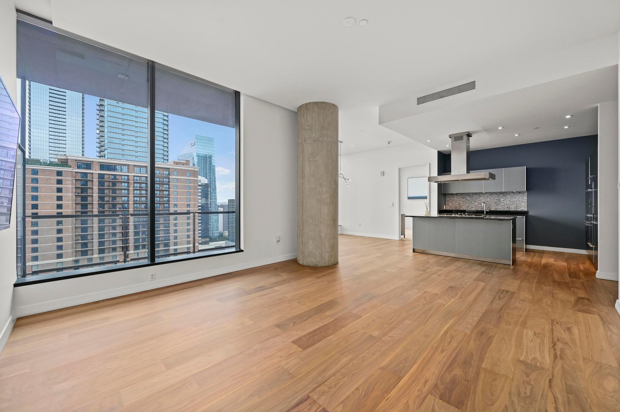 210 Lavaca ST # 2011