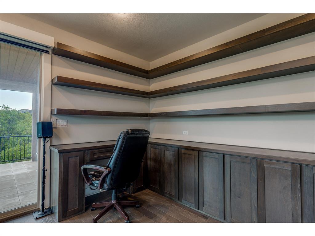 4610 Flameleaf Sumac DR