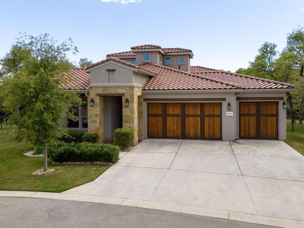 4610 Flameleaf Sumac DR