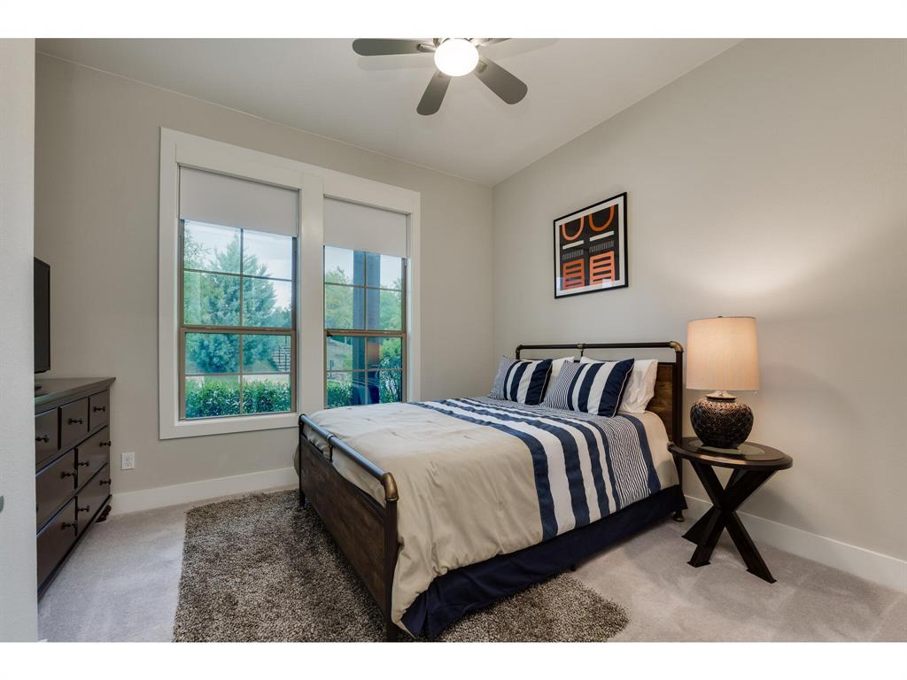 4610 Flameleaf Sumac DR