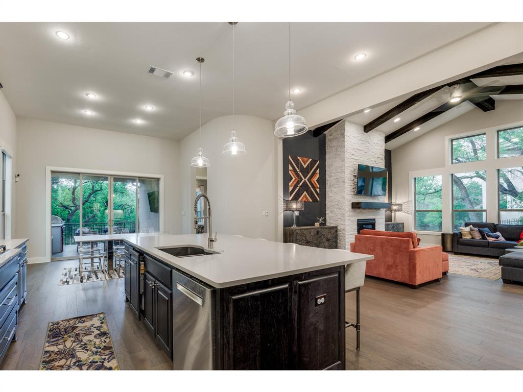 4610 Flameleaf Sumac DR