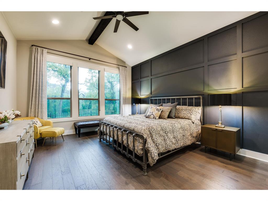 4610 Flameleaf Sumac DR