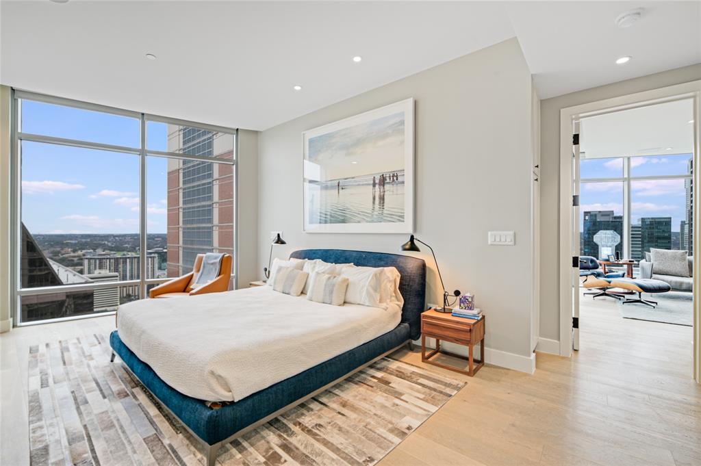 200 Congress Ave Unit: 28SW