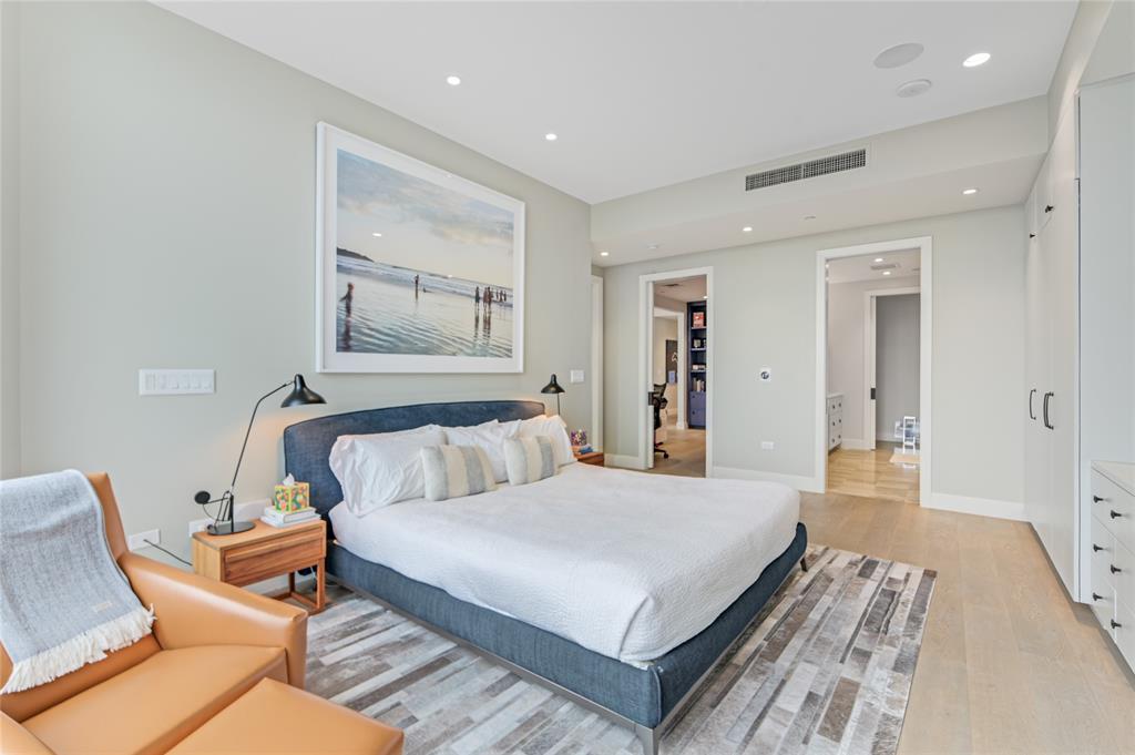 200 Congress Ave Unit: 28SW