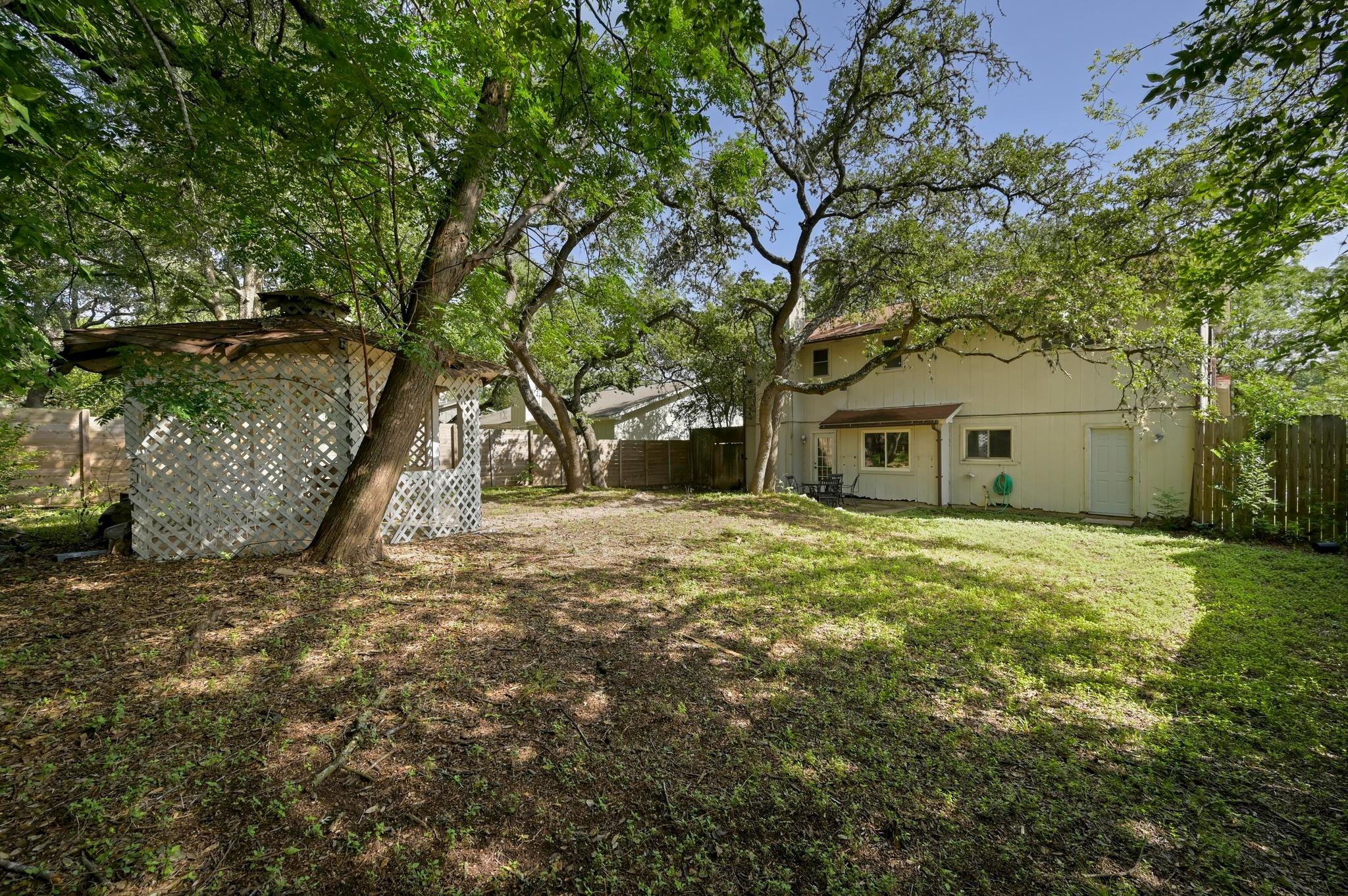 3309 Harpers Ferry LN