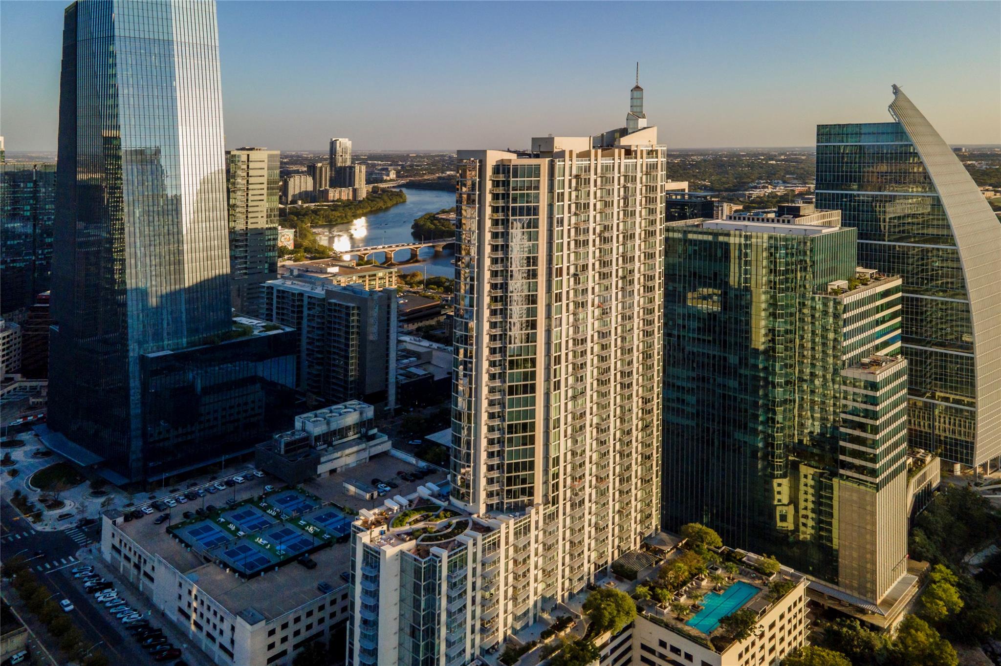 360 Nueces ST # 2610