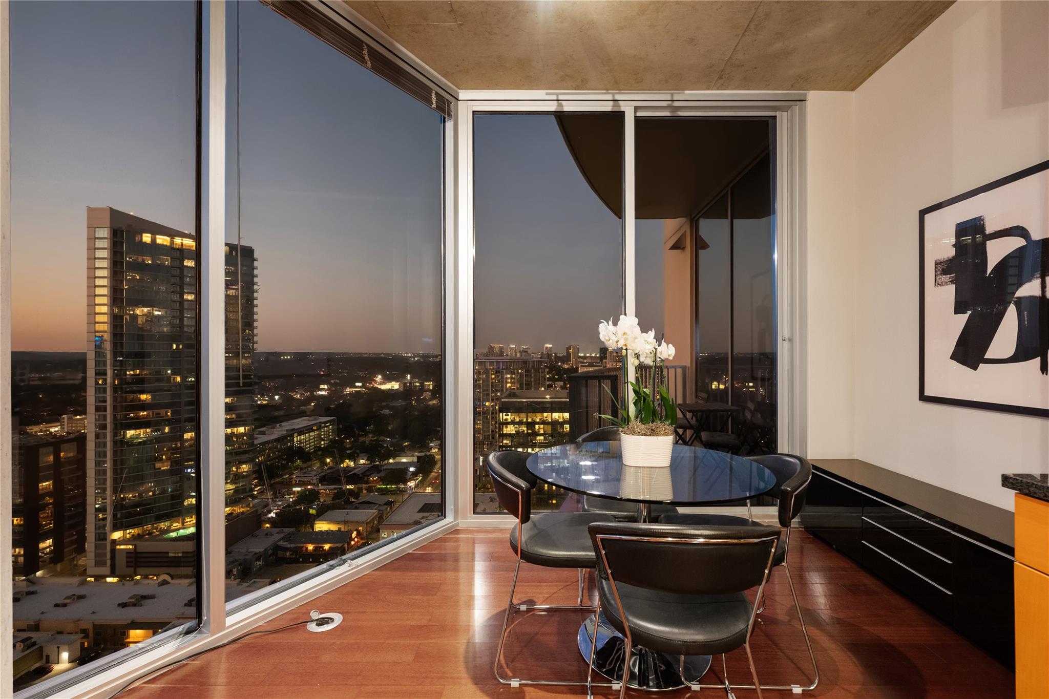 360 Nueces ST # 2610