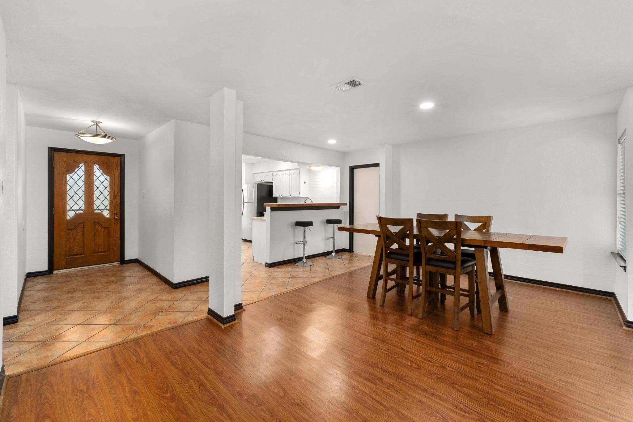 12302 Cabana LN