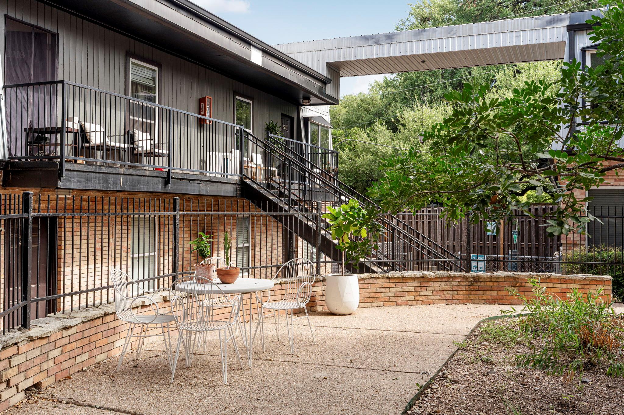 2020 S Congress Ave # 2114