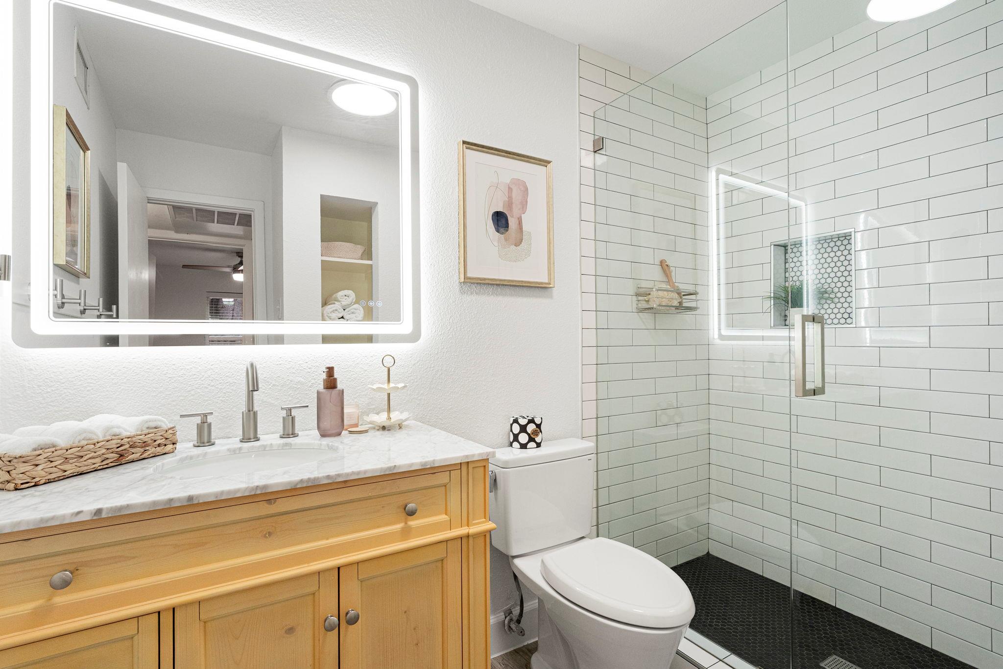 2020 S Congress Ave # 2114