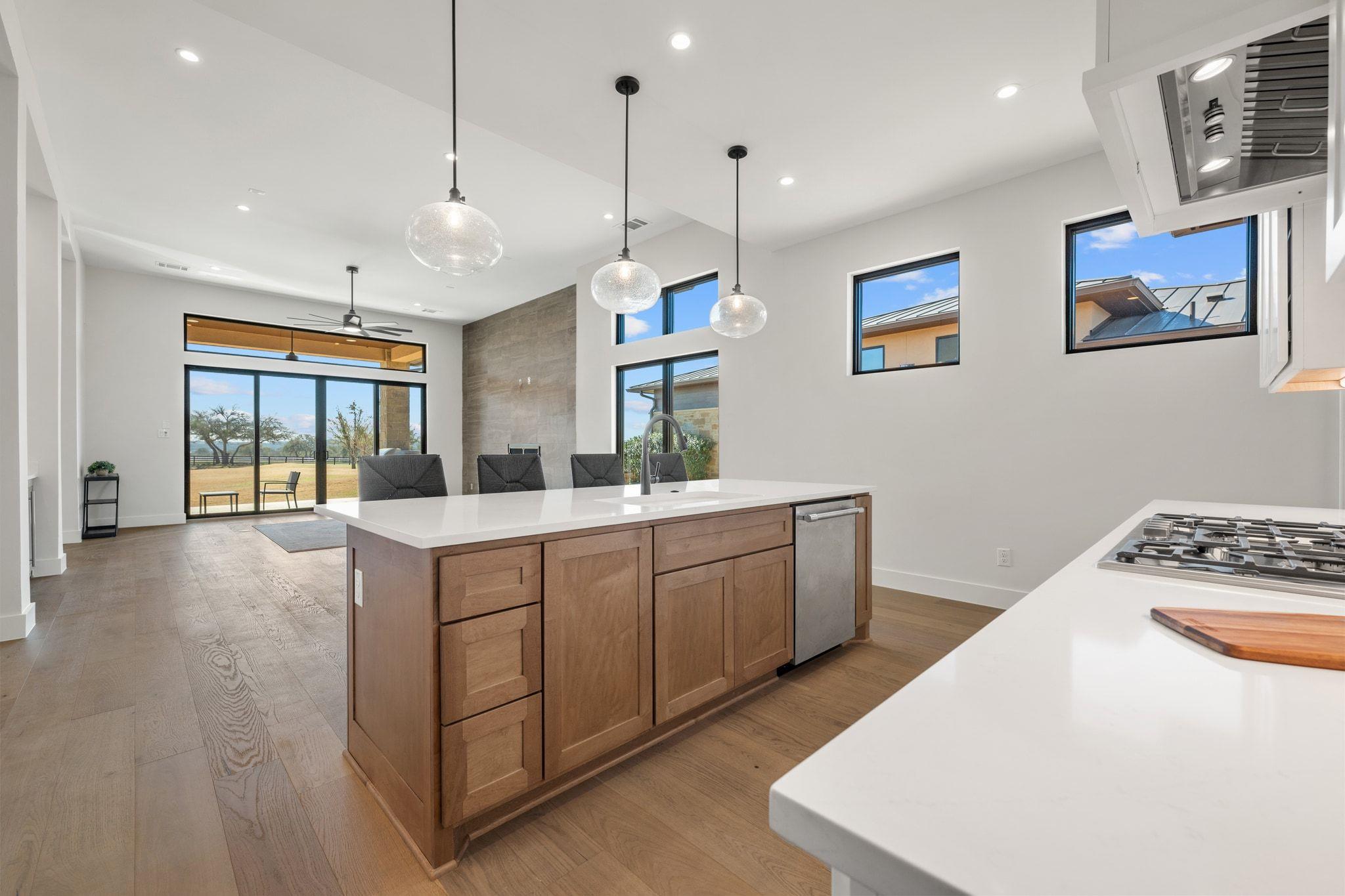 2401 KAHALA SUNSET DR