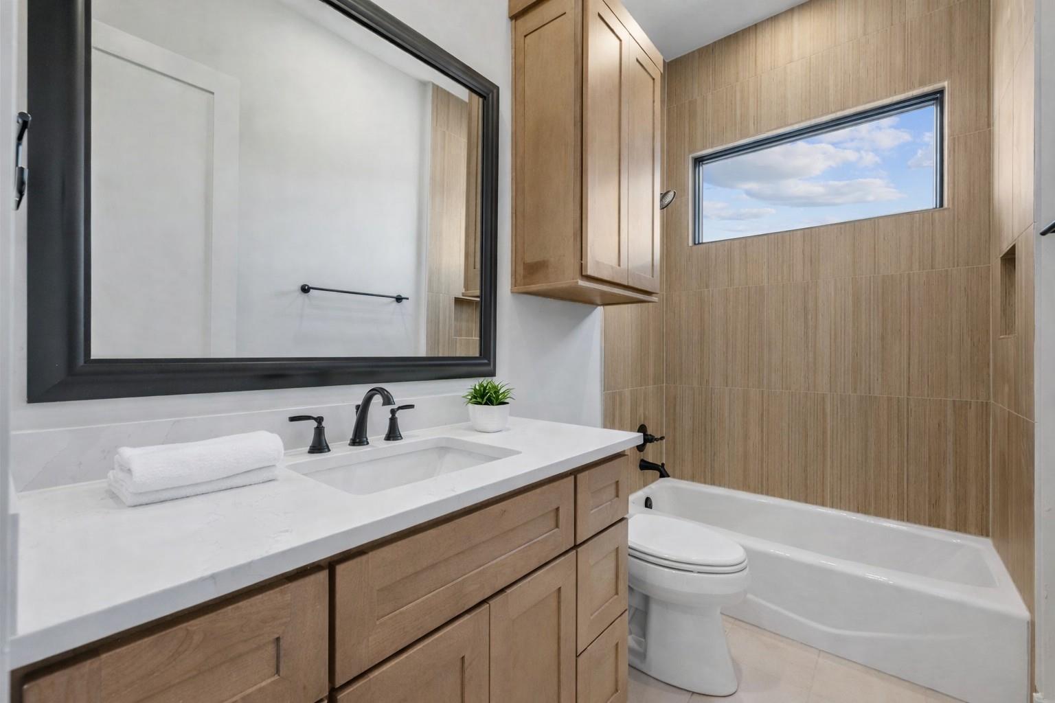 2401 KAHALA SUNSET DR