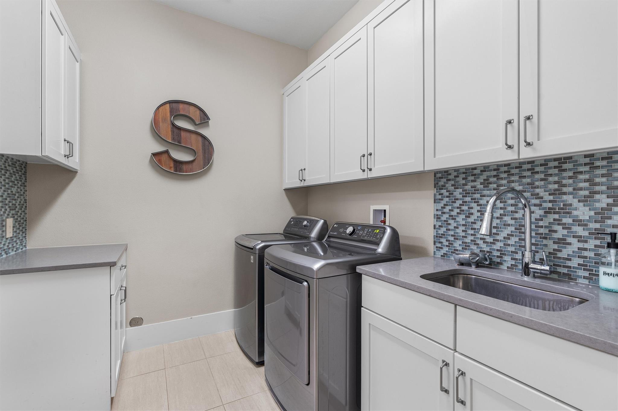 11600 Shoreview Overlook