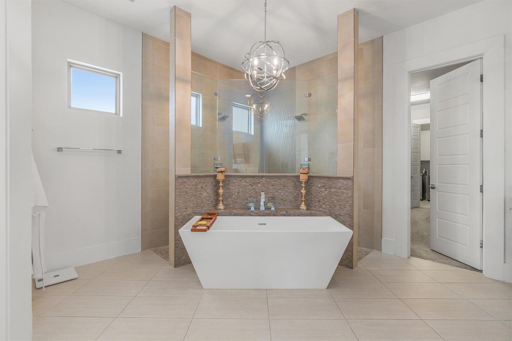 11600 Shoreview Overlook