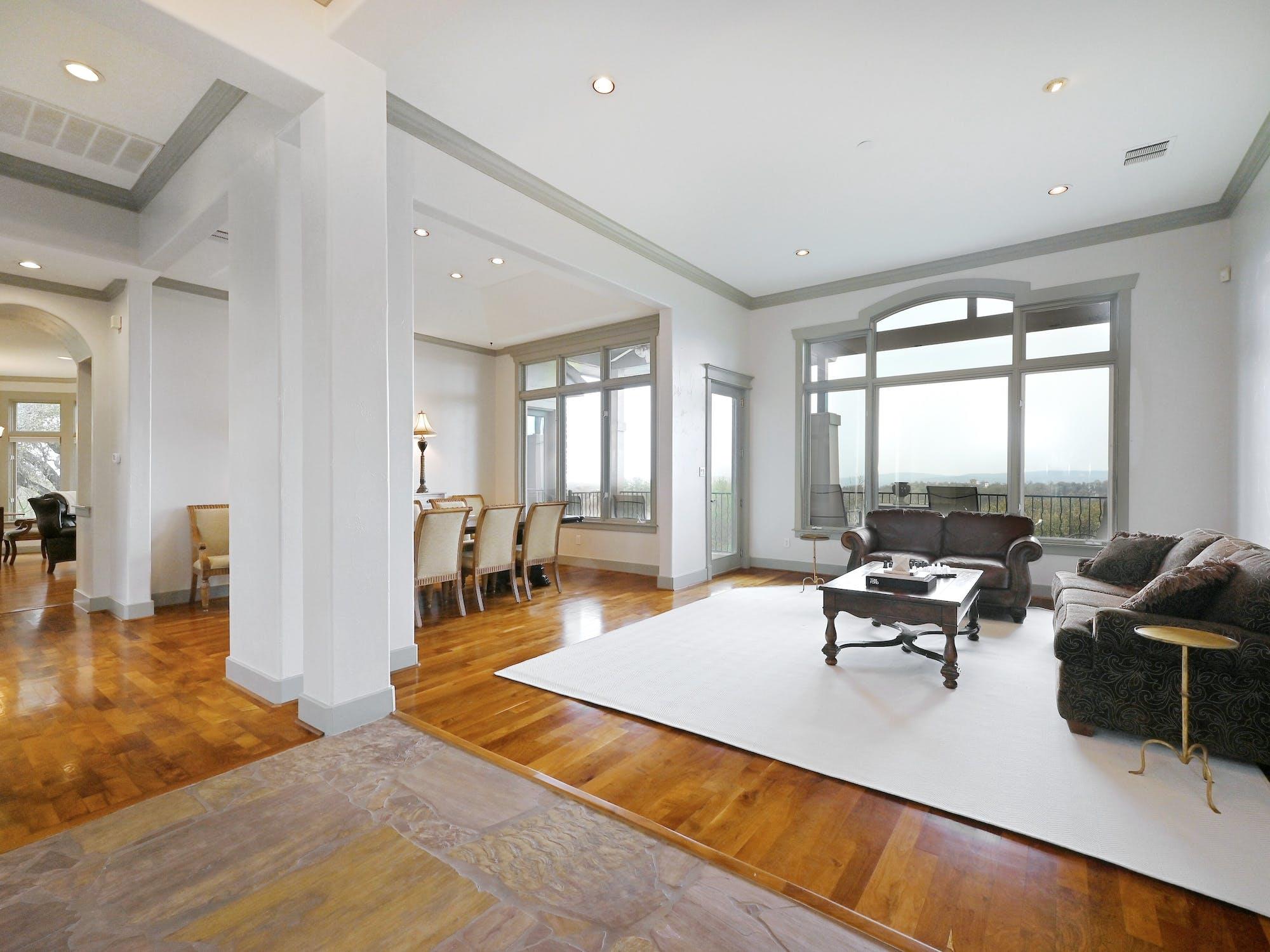 2300 Barton Creek BLVD # 1