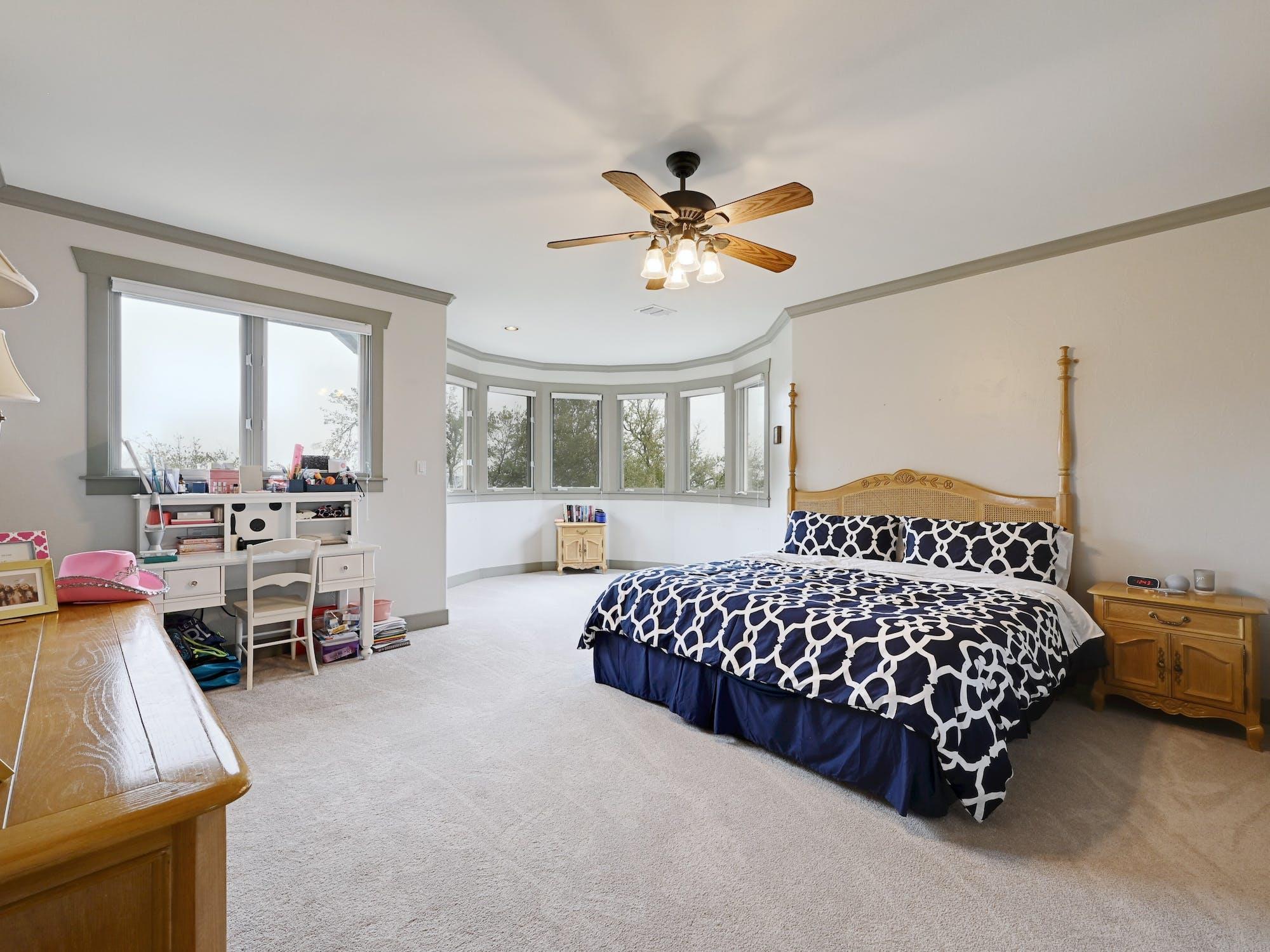 2300 Barton Creek BLVD # 1