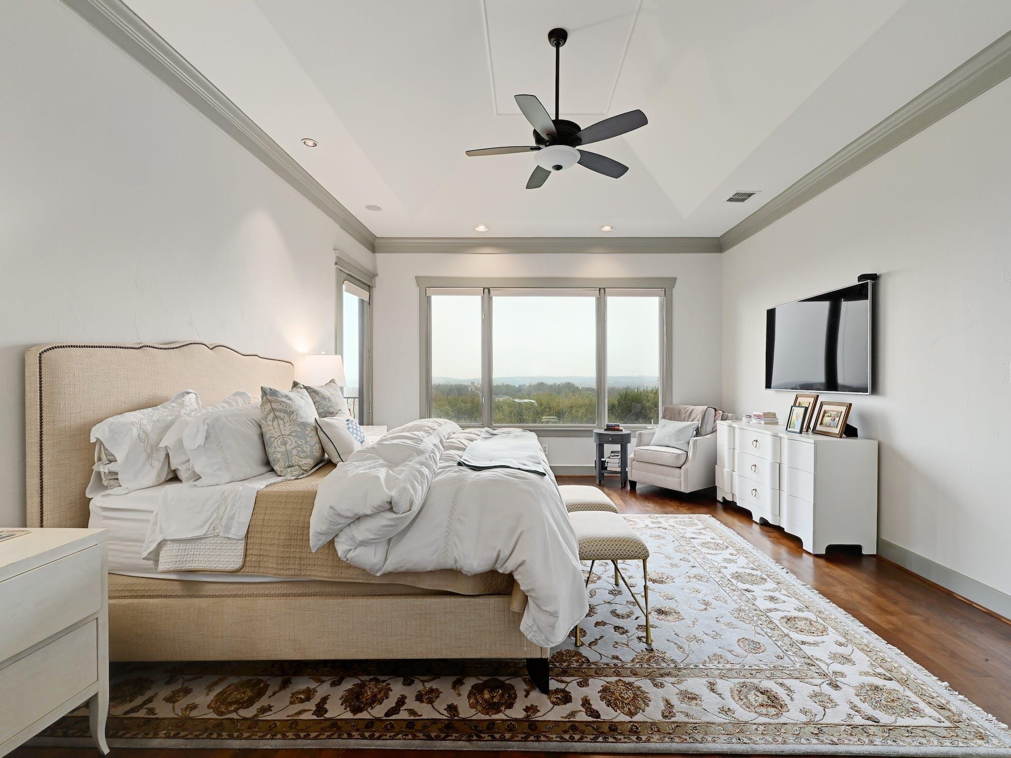 2300 Barton Creek BLVD # 1