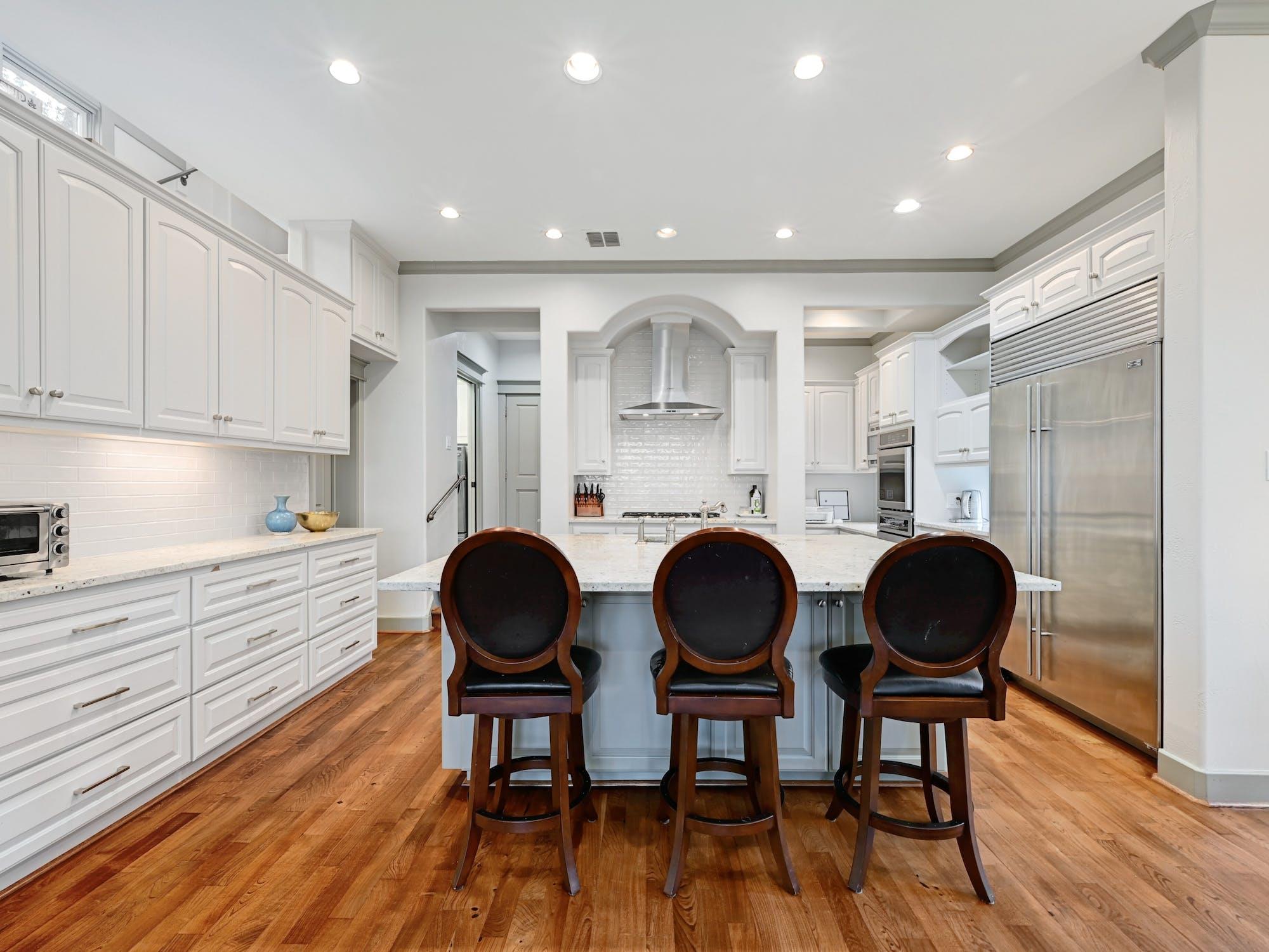 2300 Barton Creek BLVD # 1