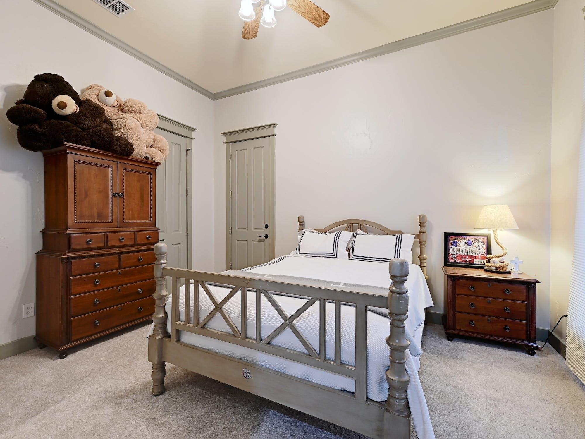 2300 Barton Creek BLVD # 1