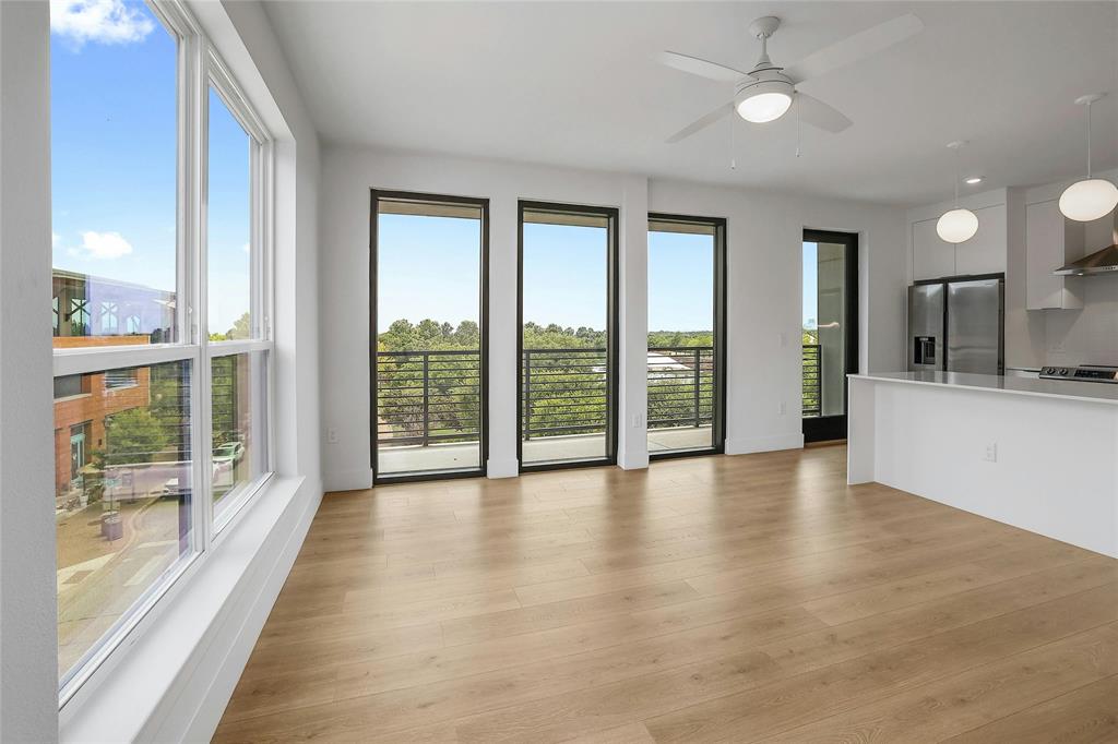 1701 Simond Ave # 327