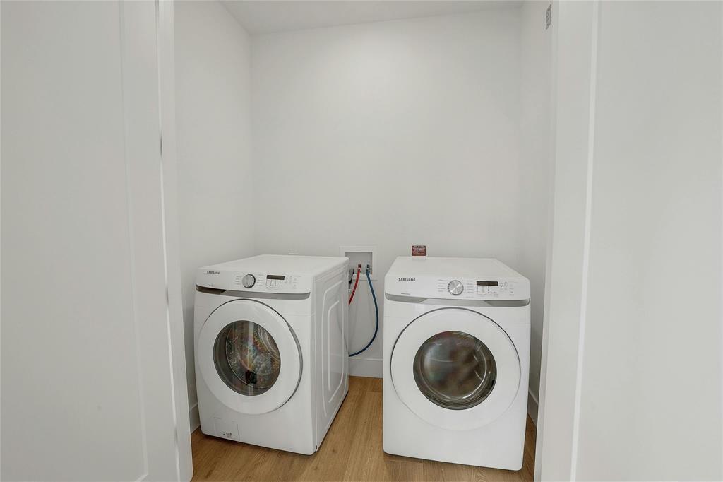 1701 Simond Ave # 327