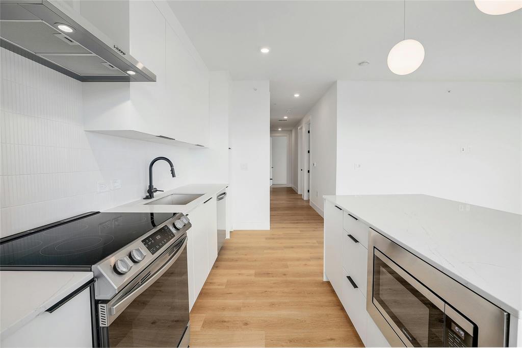 1701 Simond Ave # 327