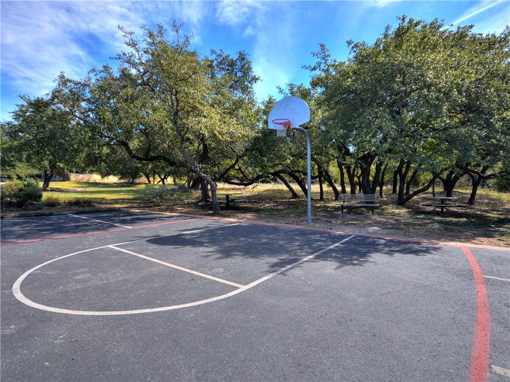 3806 Vallarta LN