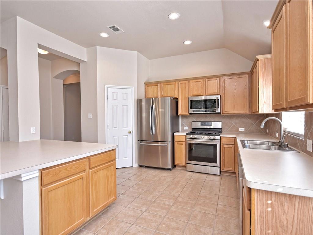 3806 Vallarta LN