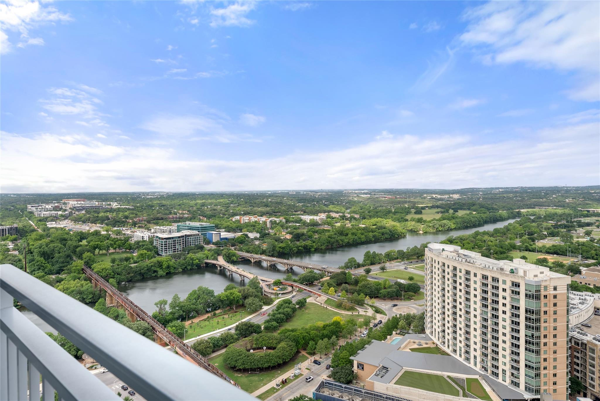 222 West Ave # 2910